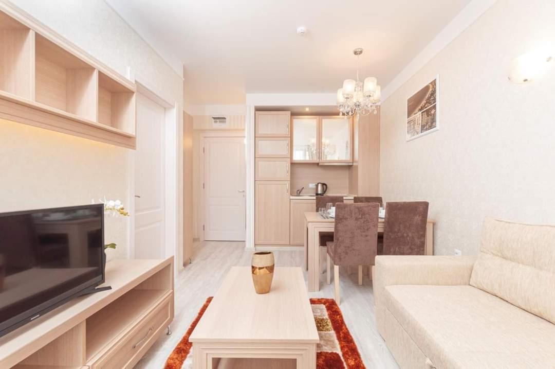 Harmony Suites Apartment Sveti Vlas Esterno foto
