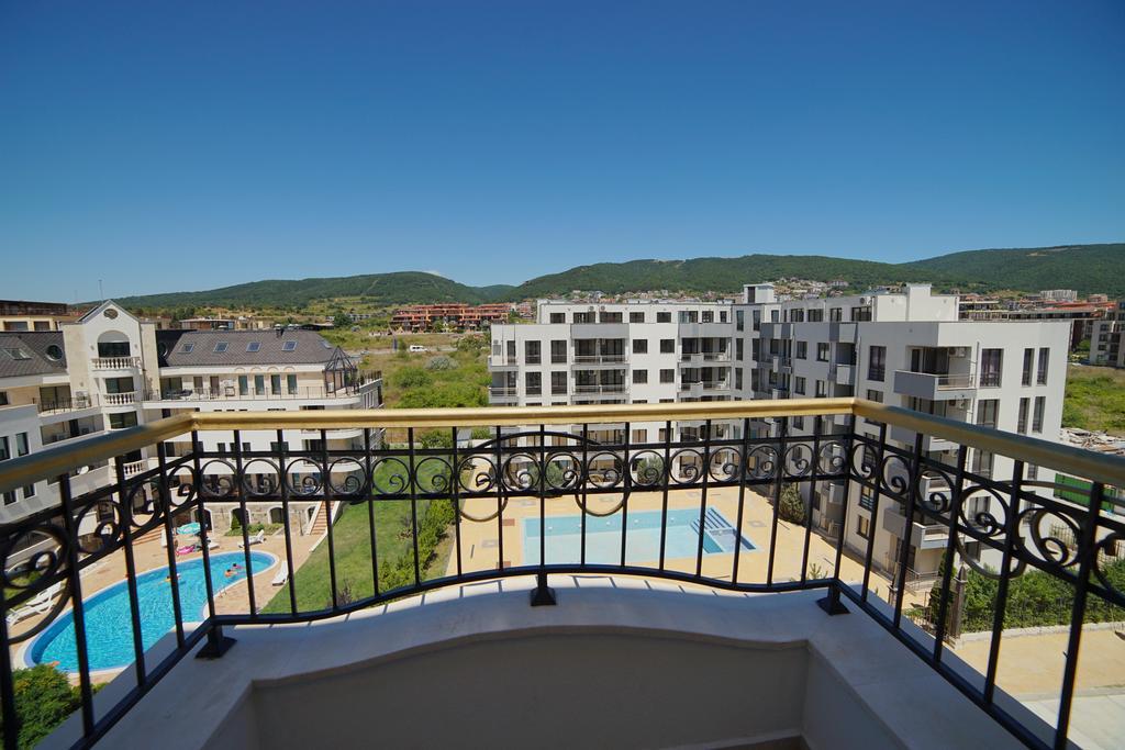 Harmony Suites Apartment Sveti Vlas Esterno foto
