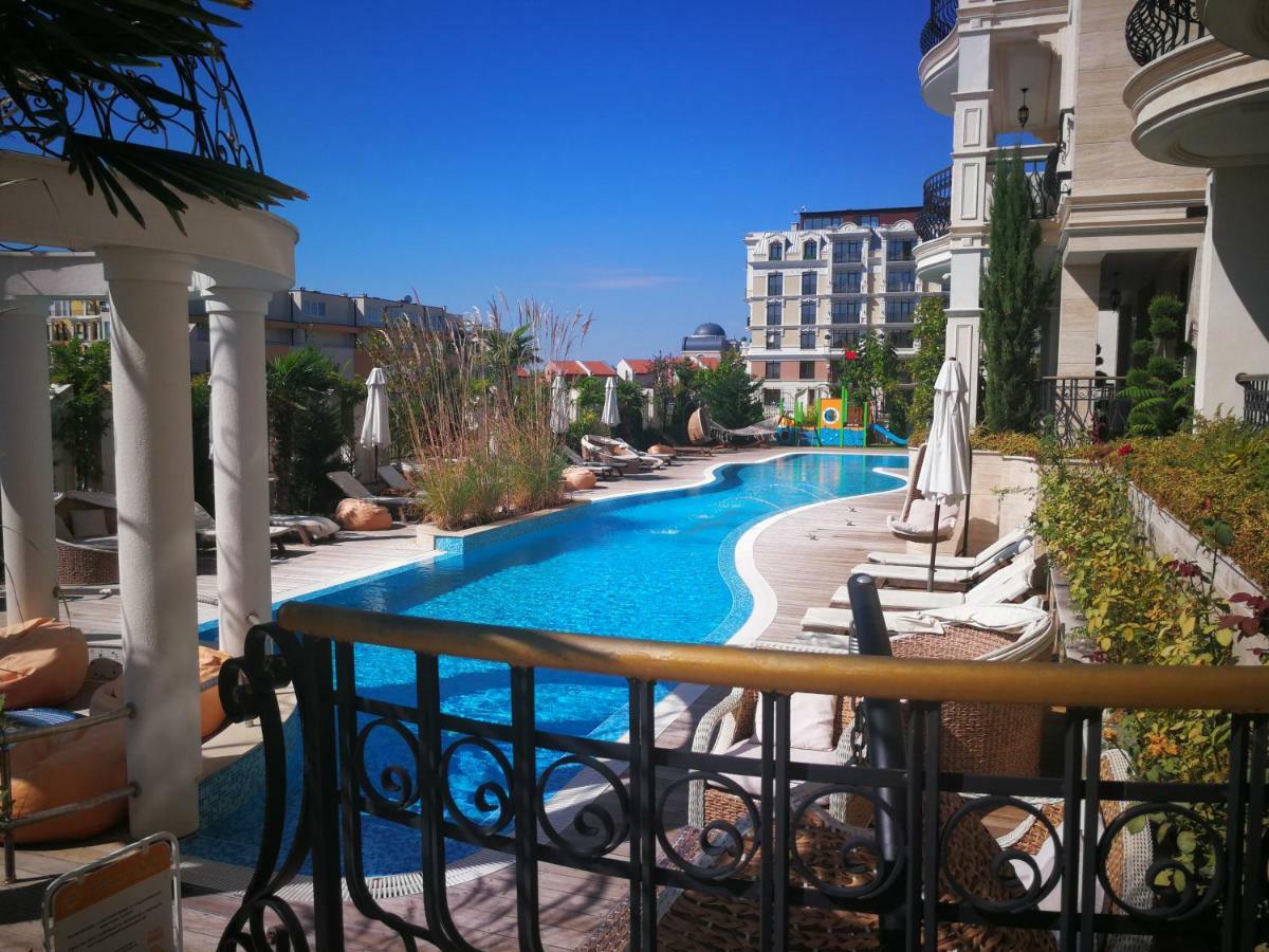 Harmony Suites Apartment Sveti Vlas Esterno foto
