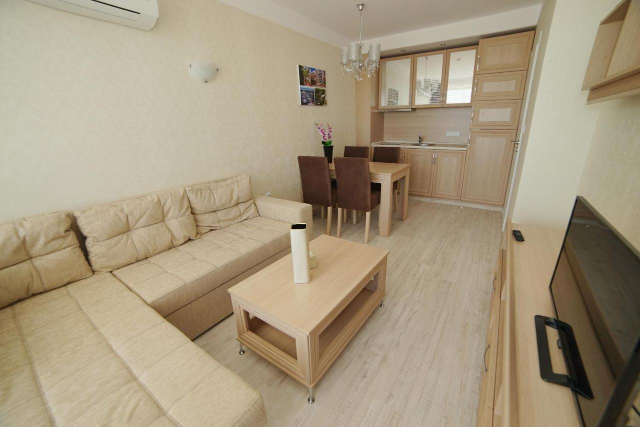 Harmony Suites Apartment Sveti Vlas Esterno foto